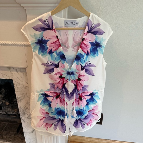 Xenia Women’s V-Neck Floral Romper With Adjustable Waist - Picture 2 of 5